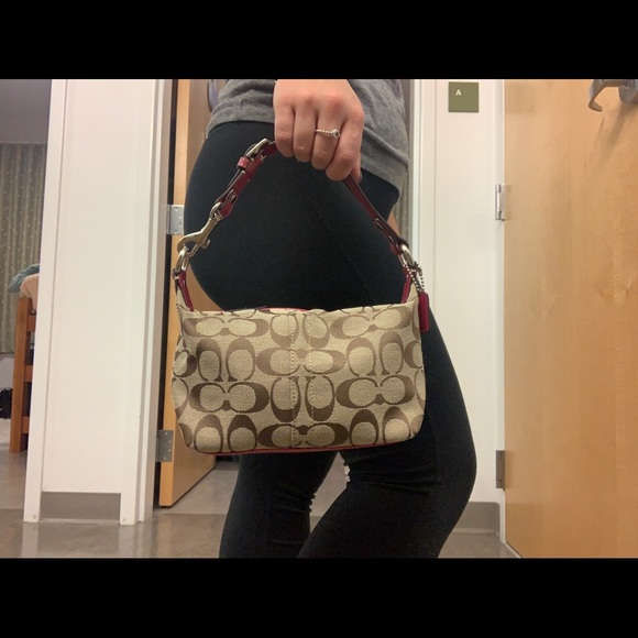 Coach Handbag - Picture 3 of 6